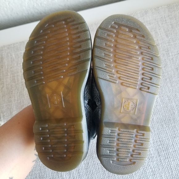 Dr. Martens | 1460 Crinkle Metallic Lace Up Boots - Picture 10 of 11